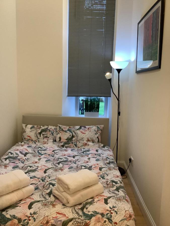 גלאזגו Ground Floor Apartment With Garden מראה חיצוני תמונה